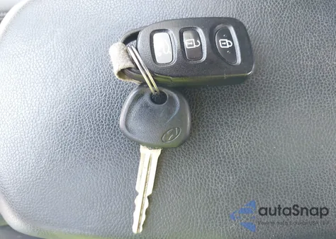 2013 Hyundai Elantra Gls из США, поврежденный, VIN 5NPDH4AE0DH352113